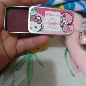 Hk multi use face gloss